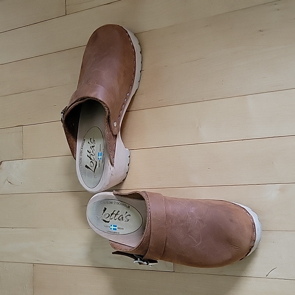 Brown Leather Clogs for Women